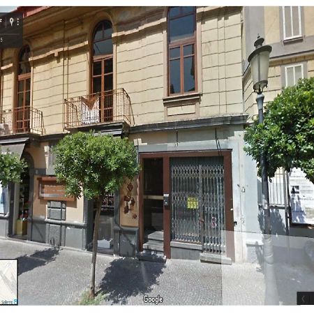 Ferienwohnung Bilocale In Centro Salerno Exterior foto